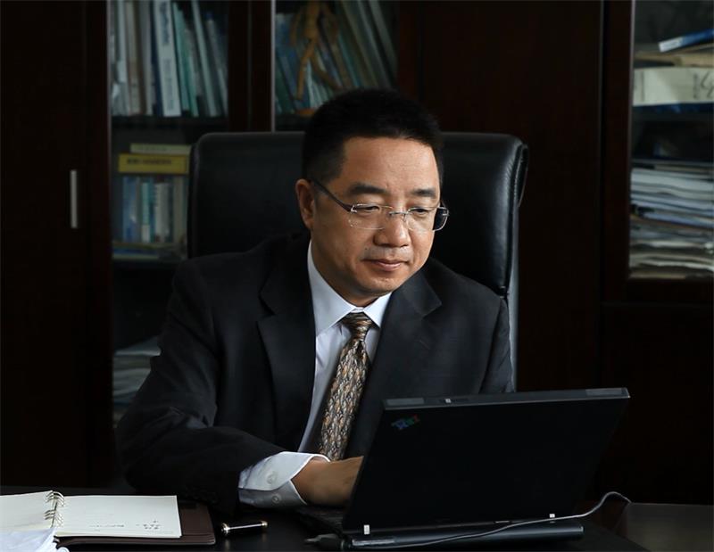 	 热烈：刈芫砜芟康荣获“西安市十佳科技企业家”殊荣